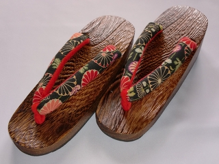 GETA for women